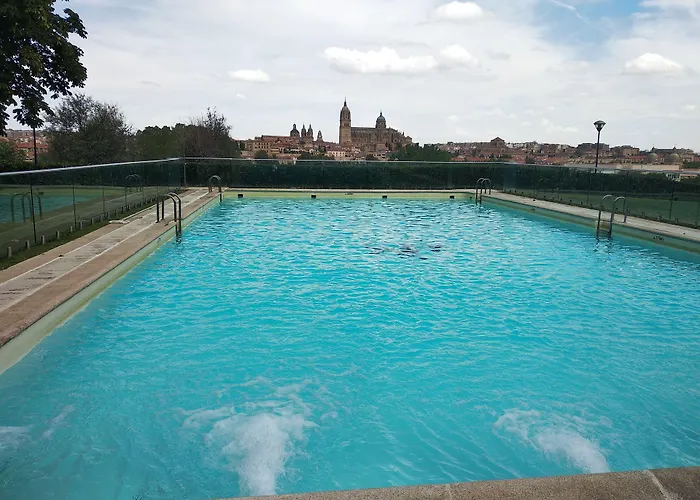 Hotel con piscina: Parador de Salamanca